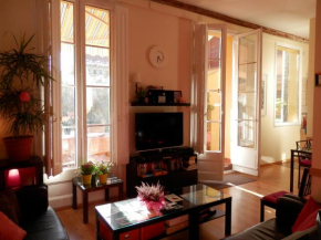 Гостиница Barcelona Central Garden Hostal  Барселона